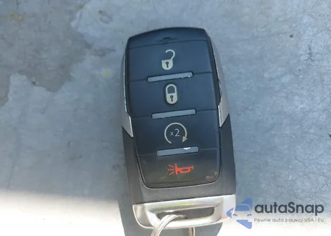 2021 Ram 1500 Big Horn 4X4 6'4 Box из США, поврежденный, VIN 1C6SRFBT7MN561739